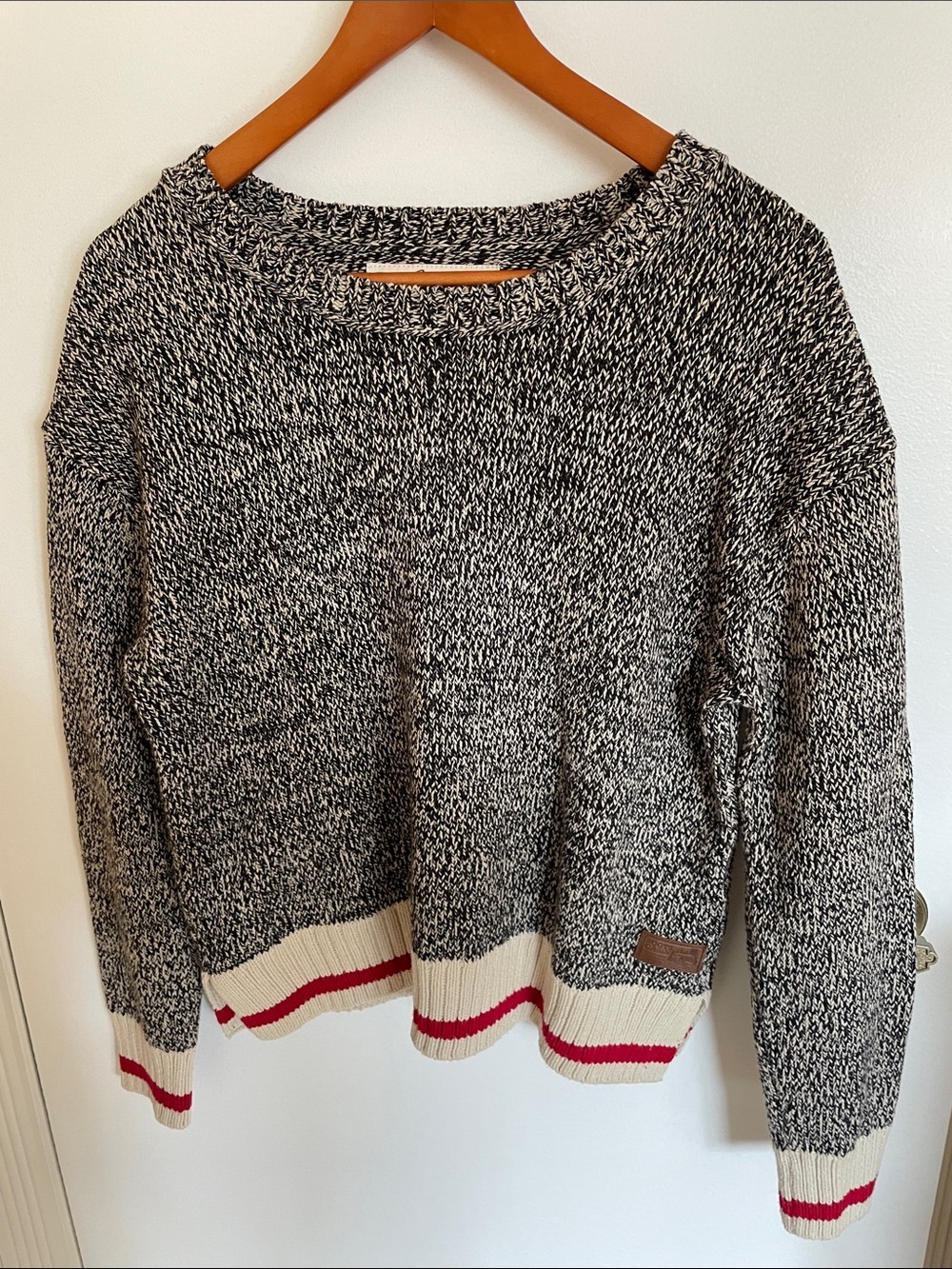 Roots Cabin Black & White Crewneck Sweater with Cream and Red Trim